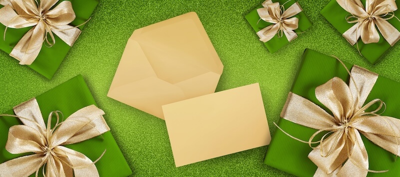 メッセージカードやラッピング