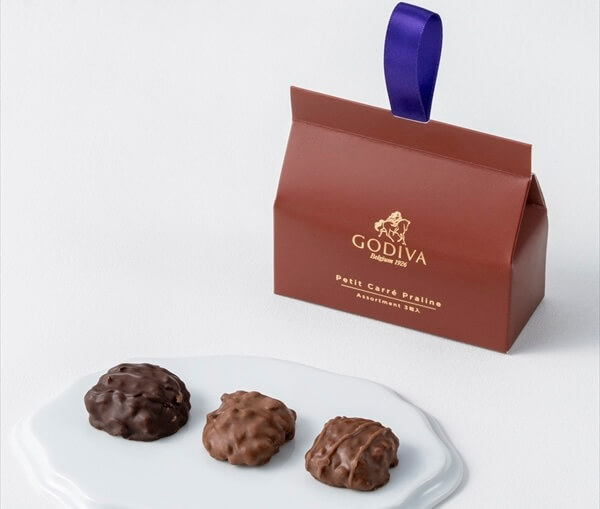 プティ カレ プラリネ アソートメント（3粒入）