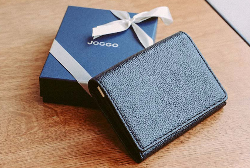 シンプル名刺入れ(エンボス)