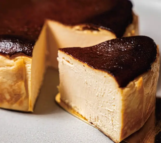 グルテンフリーバスクチーズケーキ